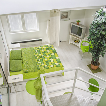 Sweet Hostel